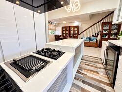 Blk 533 Hougang Avenue 6 (Hougang), HDB Executive #639915151
